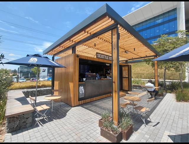 269M² OFFICE TO LET IN WATERFALL